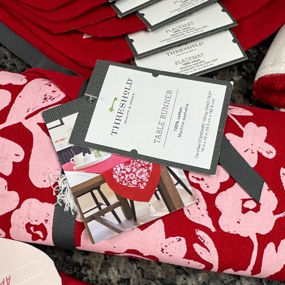 Threshold Valentine’s Day kitchen towels Apron placemats and runner bundle NWT
